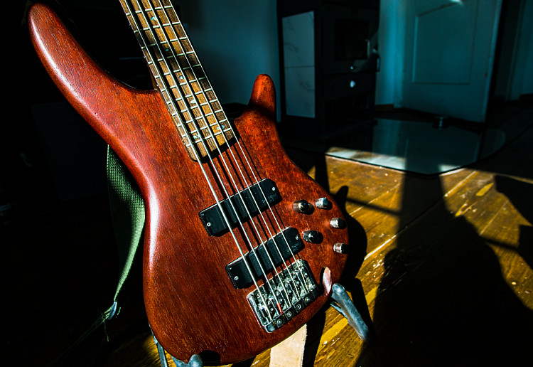 guitar_electric_guitar_strings_965319_5709x3933