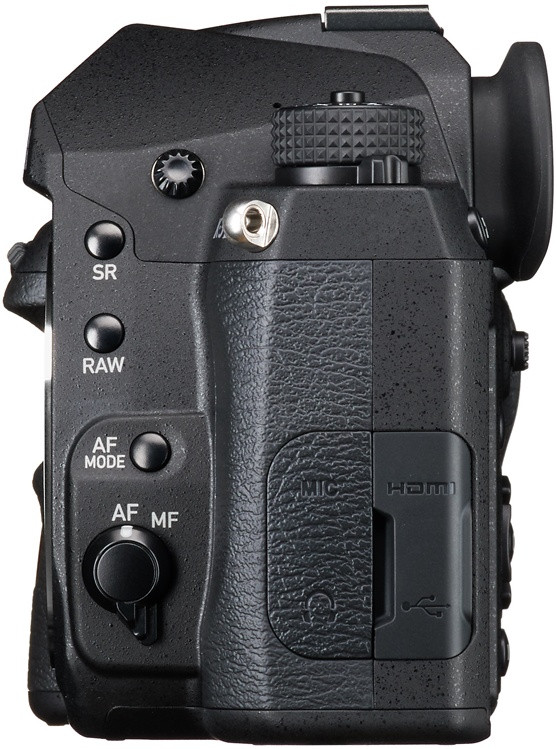 Цифровой зеркальный фотоаппарат Pentax K-3 Mark III Monochrome Body (ЧБ сенсор)